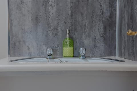 Castle Inn Bed and Breakfast in County Donegal