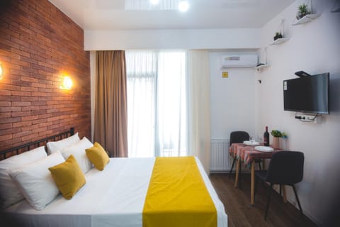 Bed, TV and multimedia