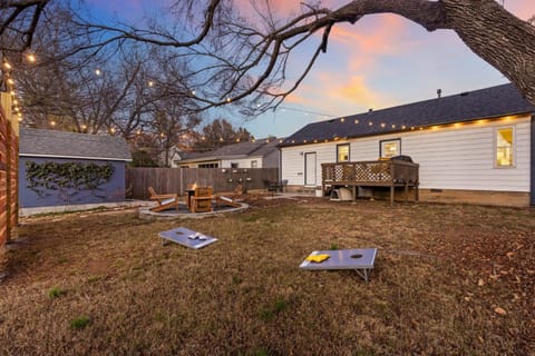 Property building, Day, Natural landscape, Game Room, Garden