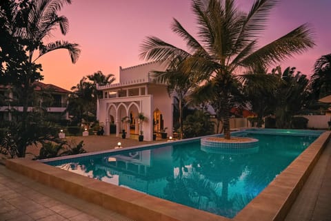 Property building, Lobby or reception, Swimming pool