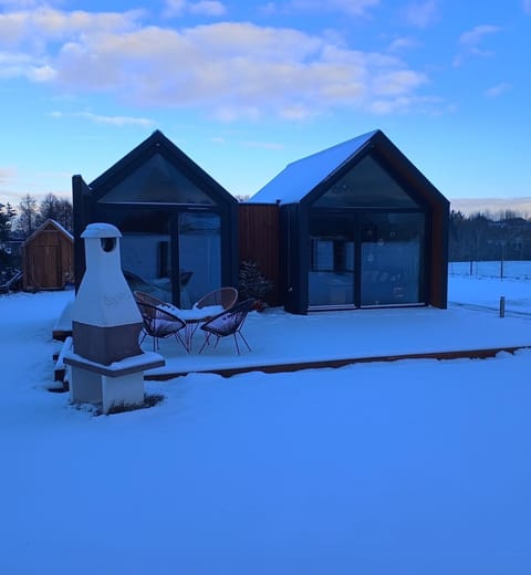 Property building, Day, Winter