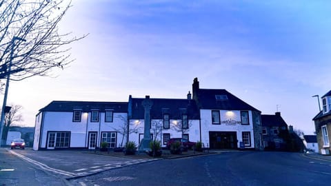 Property building, Day, Neighbourhood, Location