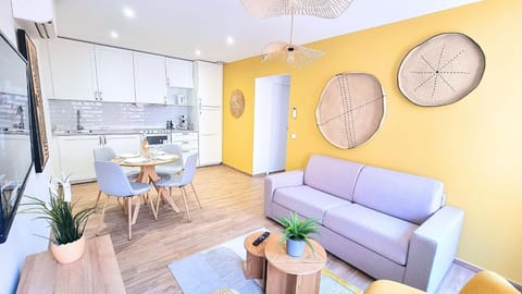 SUNNY Neuf - Climatisé - Centre ville Apartment in Cogolin