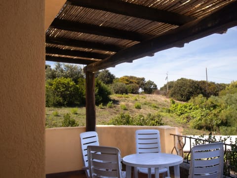Patio, Natural landscape, View (from property/room), Balcony/Terrace, Garden view