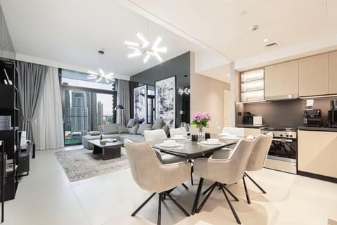 Luxury 4BR Burj Khalifa View Dubai Mall Apartment in Dubai