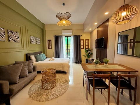 Living room, Dining area, Bedroom
