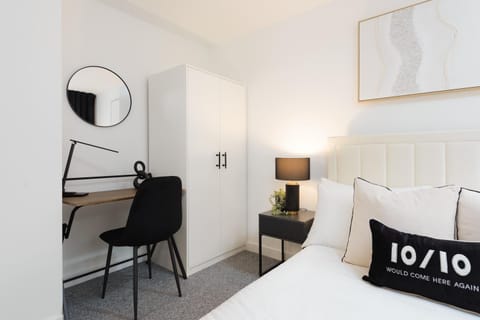 Private Hot Tub Stylish Home on Exmoor Edge House in Tiverton