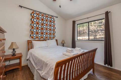 B&B Paradise House in Arnold