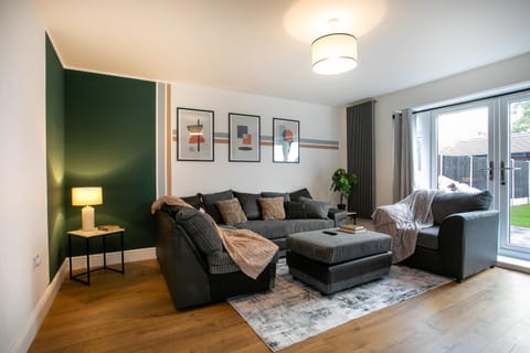Living room, Decorative detail, Seating area