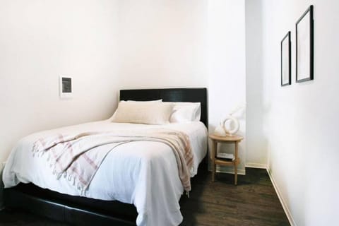 Designer Loft Downtown with WiFi 210 Apartment in Spokane