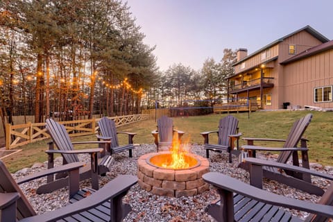 Patio, Natural landscape, Garden view