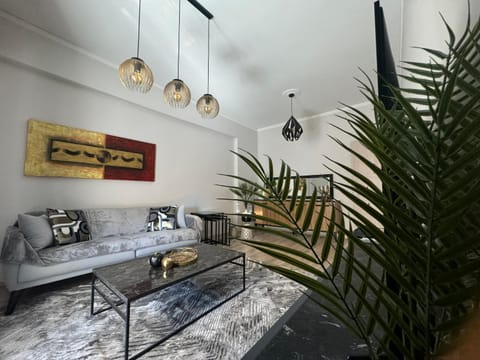 Supreme Golden Suite Apartment in Alexandroupoli