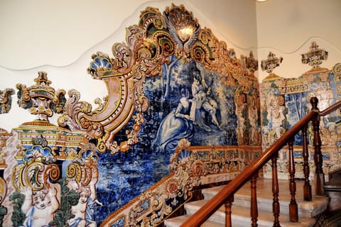 Property building, Decorative detail
