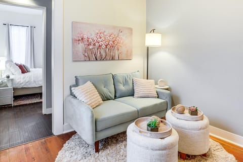 Walkable Location Quaint Cottage in Forest Grove! House in Forest Grove