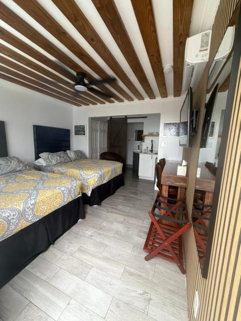 Keese's Cottages by the Ocean Apartment in Lauderdale-by-the-Sea