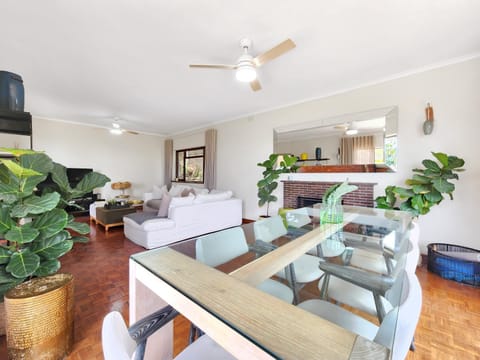 Villa Bartholomew Fresnaye Villa in Cape Town