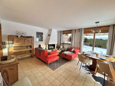 Charmant appartement 3 pièces, jardin, parking et wifi à Demi-Quartier - FR-1-597-187 Apartment in Combloux