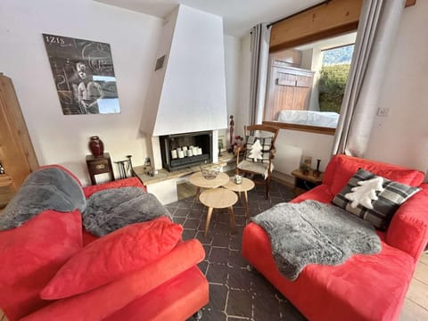 Charmant appartement 3 pièces, jardin, parking et wifi à Demi-Quartier - FR-1-597-187 Apartment in Combloux