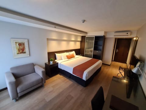 Photo of the whole room
