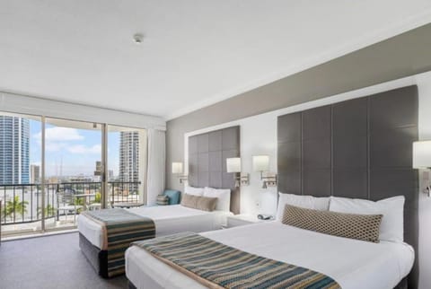Bed, Balcony/Terrace, Bedroom, City view