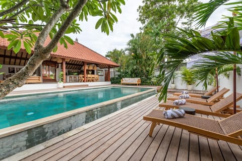 Natural landscape, Garden, Balcony/Terrace, Garden view, Pool view, Swimming pool, Swimming pool, sunbed