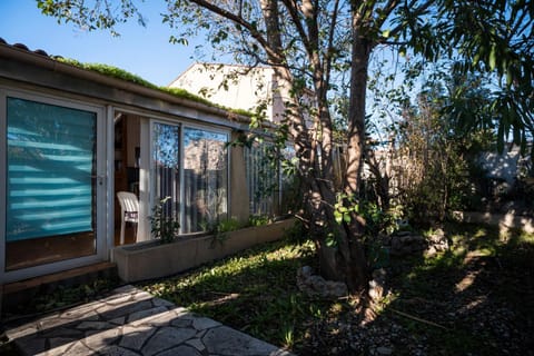 Villa Arbre de Vie House in Hyères