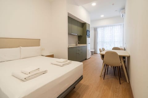 VLC HOST - Molinell Apartment in Valencia