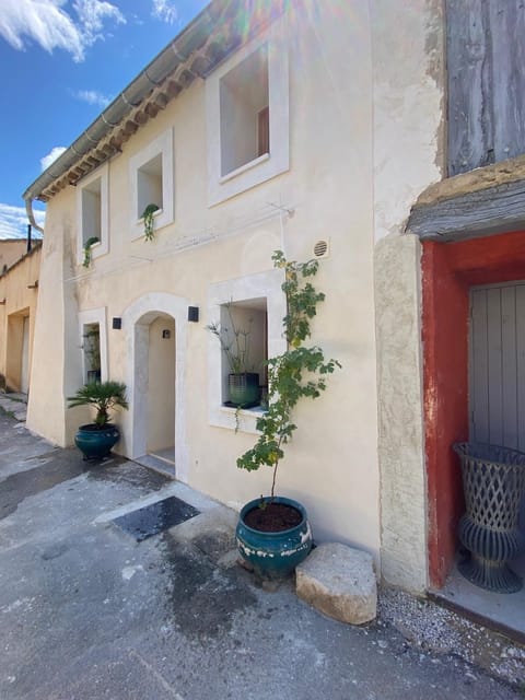Cocon Authentique de Roussillon House in Bonnieux