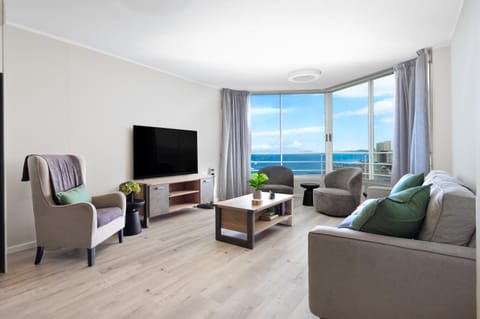 TV and multimedia, Living room, Seating area, Sea view