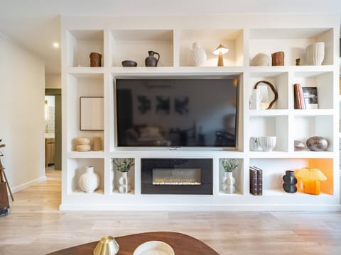 Communal lounge/ TV room, Living room