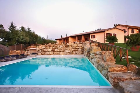 Property building, Pool view