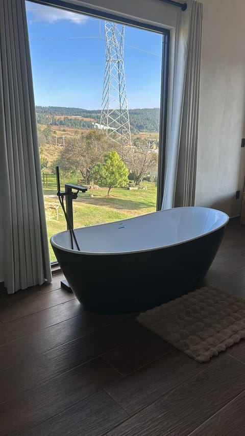 Natural landscape, Hot Tub, Mountain view