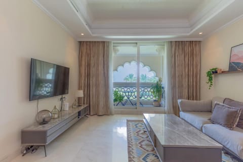 Communal lounge/ TV room, TV and multimedia, Seating area