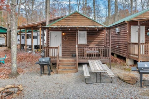 Property building, Patio, BBQ facilities, Dining area