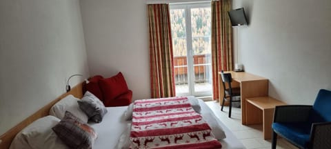 Capetta Appartement Hotel in Canton of Grisons