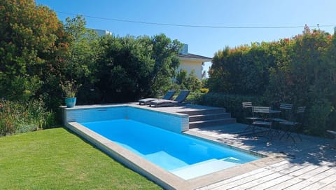 Secret Garden Villa - 3BD with Pool & Ocean Peek Villa in Plettenberg Bay