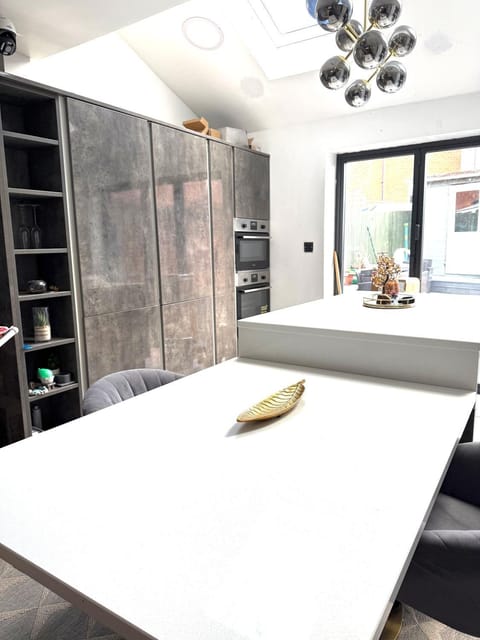 Rose home Vacation rental in St Edmundsbury District