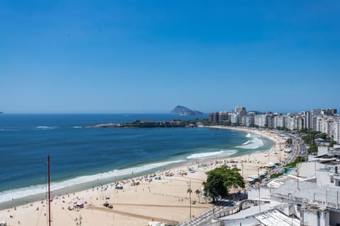 Natural landscape, Balcony/Terrace, Beach, City view, Sea view