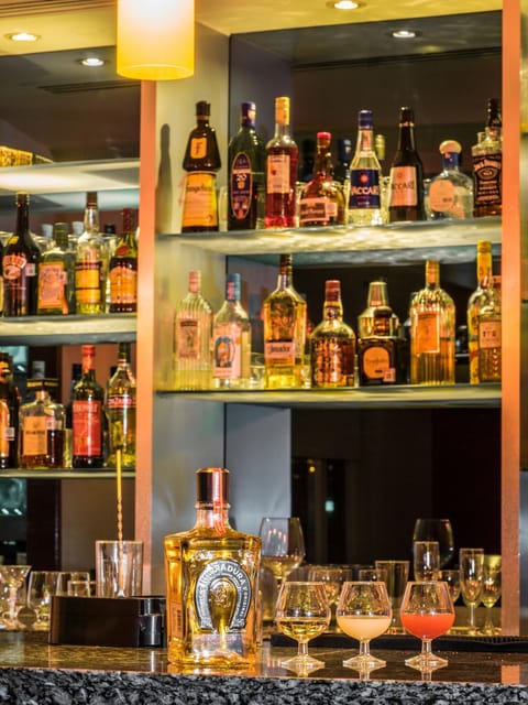 Lounge or bar, Drinks