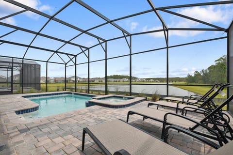 9 Bed Home Pool Best Location Storey Lake House in Kissimmee