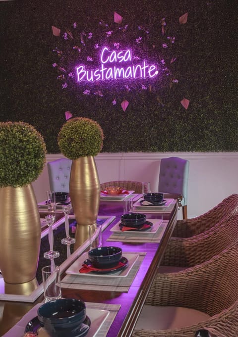 Vacation Home in Morrow, Georgia - Casa Bustamante Villa in Georgia