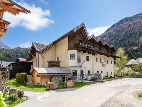 Property building, Summer