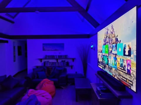 Park Court Barn House in Wales