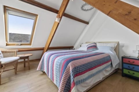 Park Court Barn House in Wales