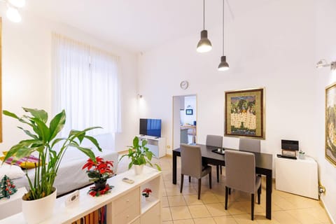 Santa Giulia Apartment - Centralissimo vicino al Porto Apartment in Livorno
