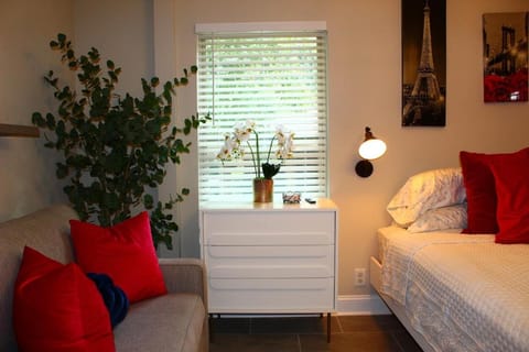 Southern Elegance Gateway Villa in Stockbridge