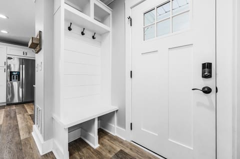 Luna Girl House in Blue Gulf Beach