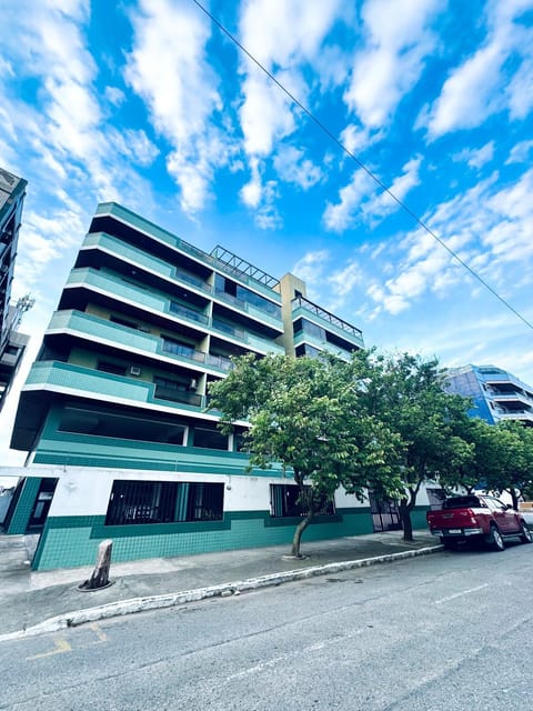 Property building, Location