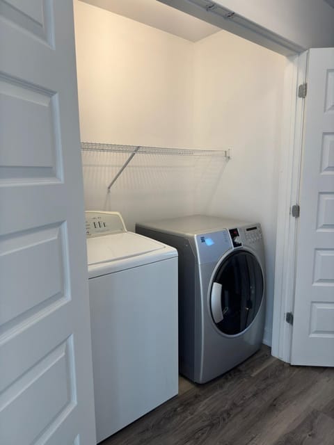 Bright and Spacious Apartment in Plateau Apartment in Gatineau