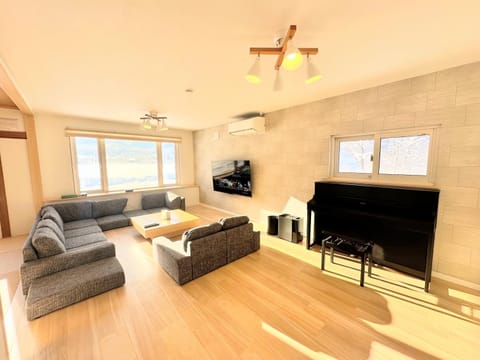 TV and multimedia, Living room
